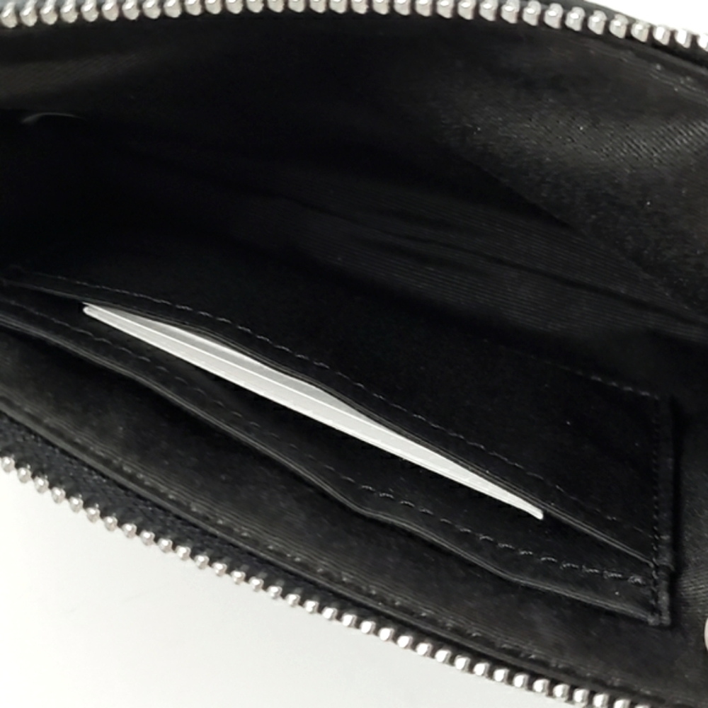 COACH | Corner Zip Wristlet in Signature Canvas - Picture 9 of 10